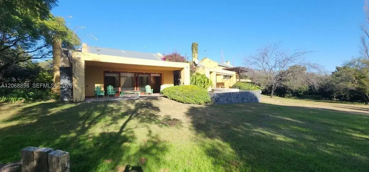 1185 Progreso, FL photo 3
