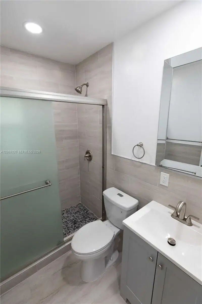 3445 Franklin Ave # A, Miami FL 33133 photo 4