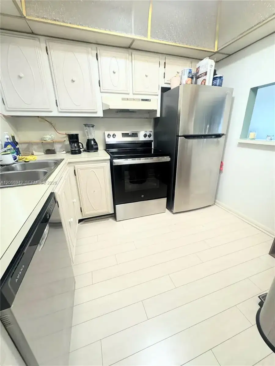 6550 Royal Palm Blvd # 304A, Margate FL 33063 photo 3