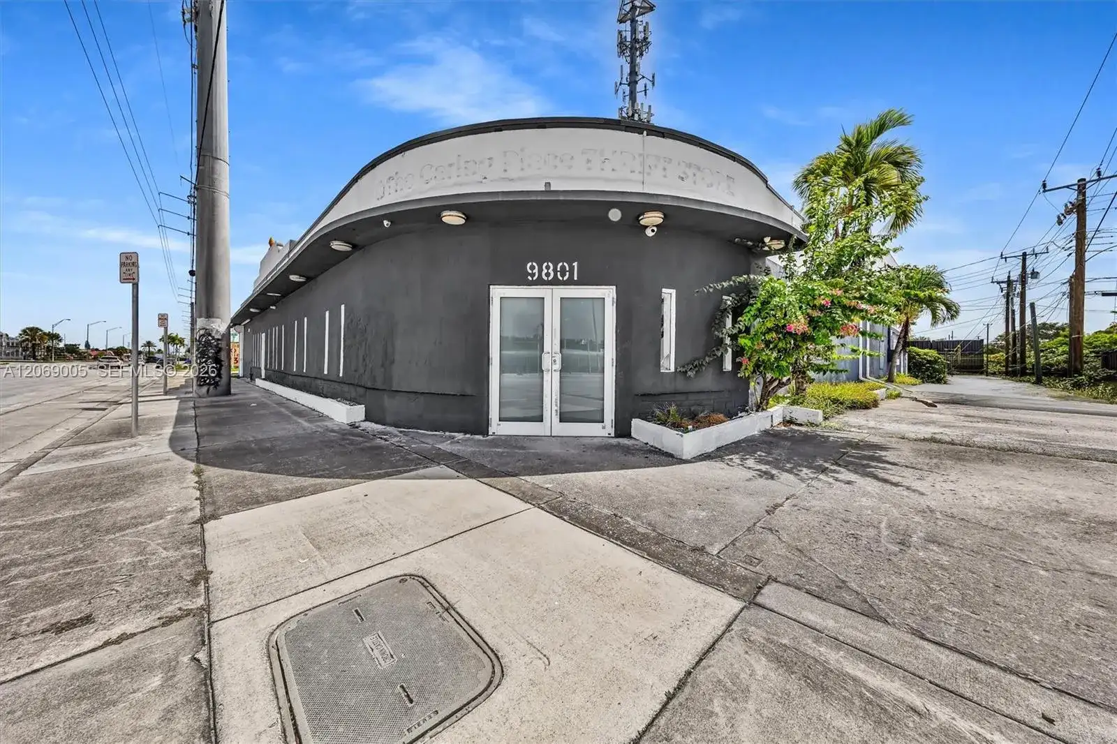 9801 NW 7th Ave, Miami FL 33150 photo 4
