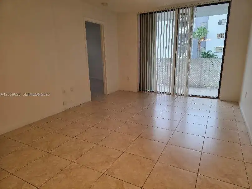 8145 NW 7th St # 201, Miami FL 33126 photo 2
