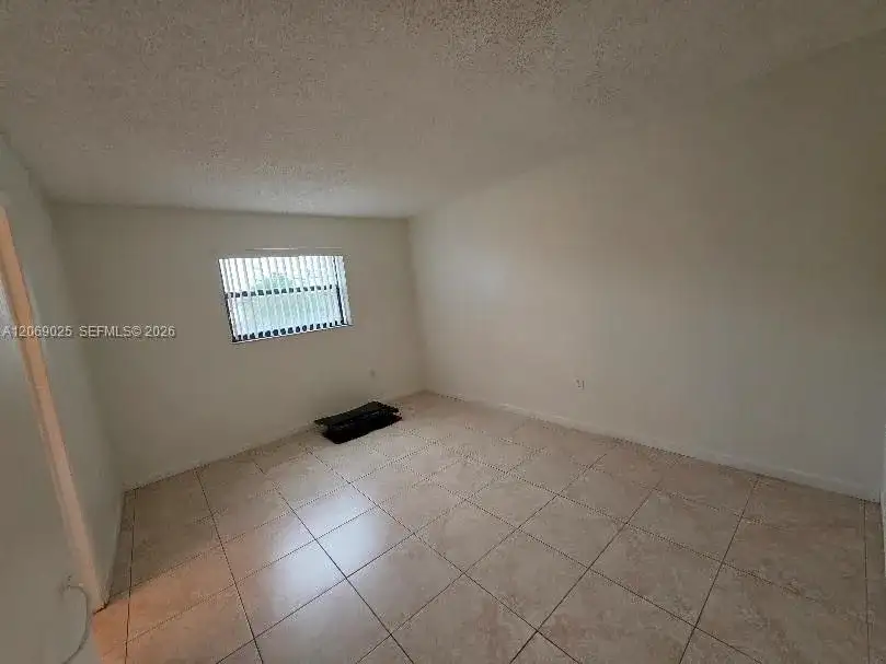 8145 NW 7th St # 201, Miami FL 33126 photo 3