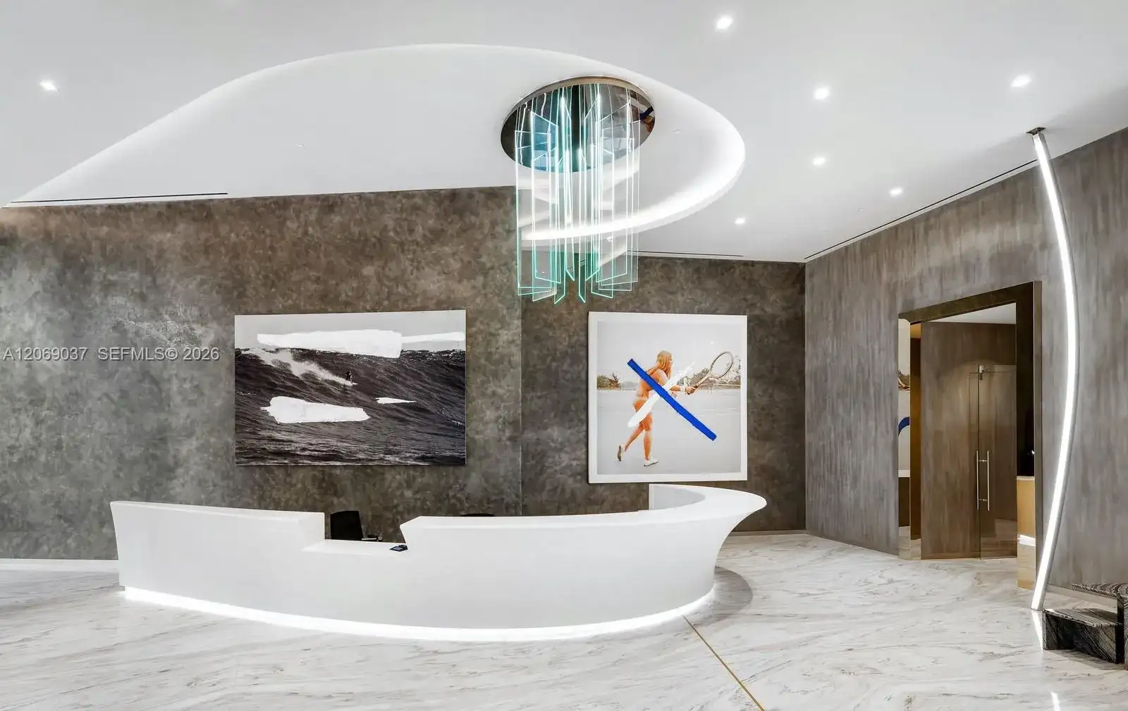 1000 Brickell Plz # 4502, Miami FL 33131 photo 2