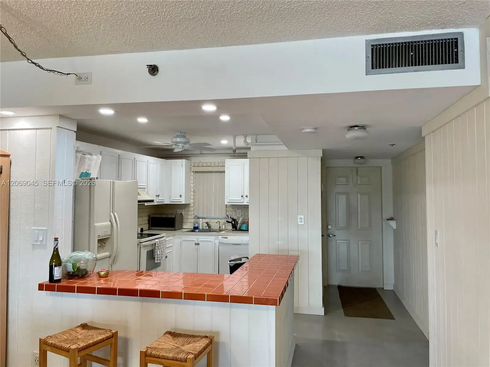 3150 W Rolling Hills Cir # 201, Davie FL 33328 photo 4