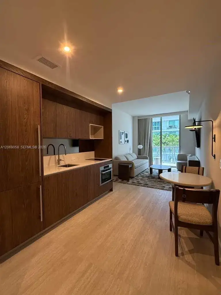 1611 SW 2nd ave # 610, Miami FL 33129 photo 5