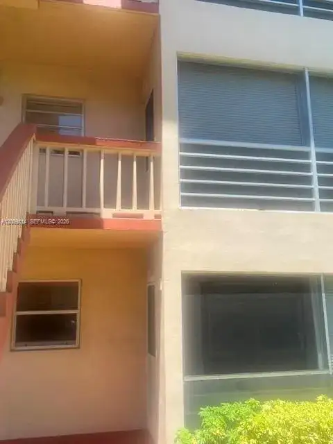 5300 Washington St # C220, Hollywood FL 33021 photo 2