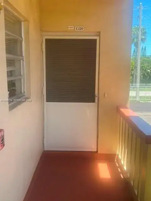 5300 Washington St # C220, Hollywood FL 33021 photo 3