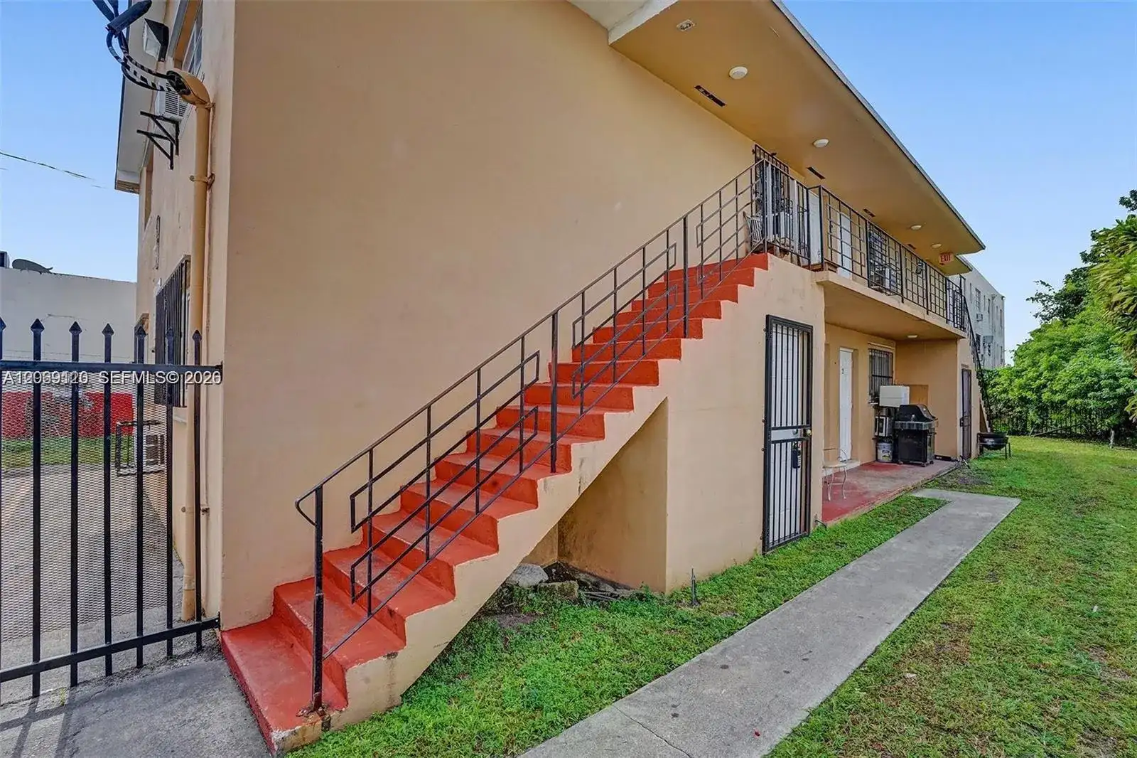 5842 NW 12th Ave, Miami FL 33127 photo 2