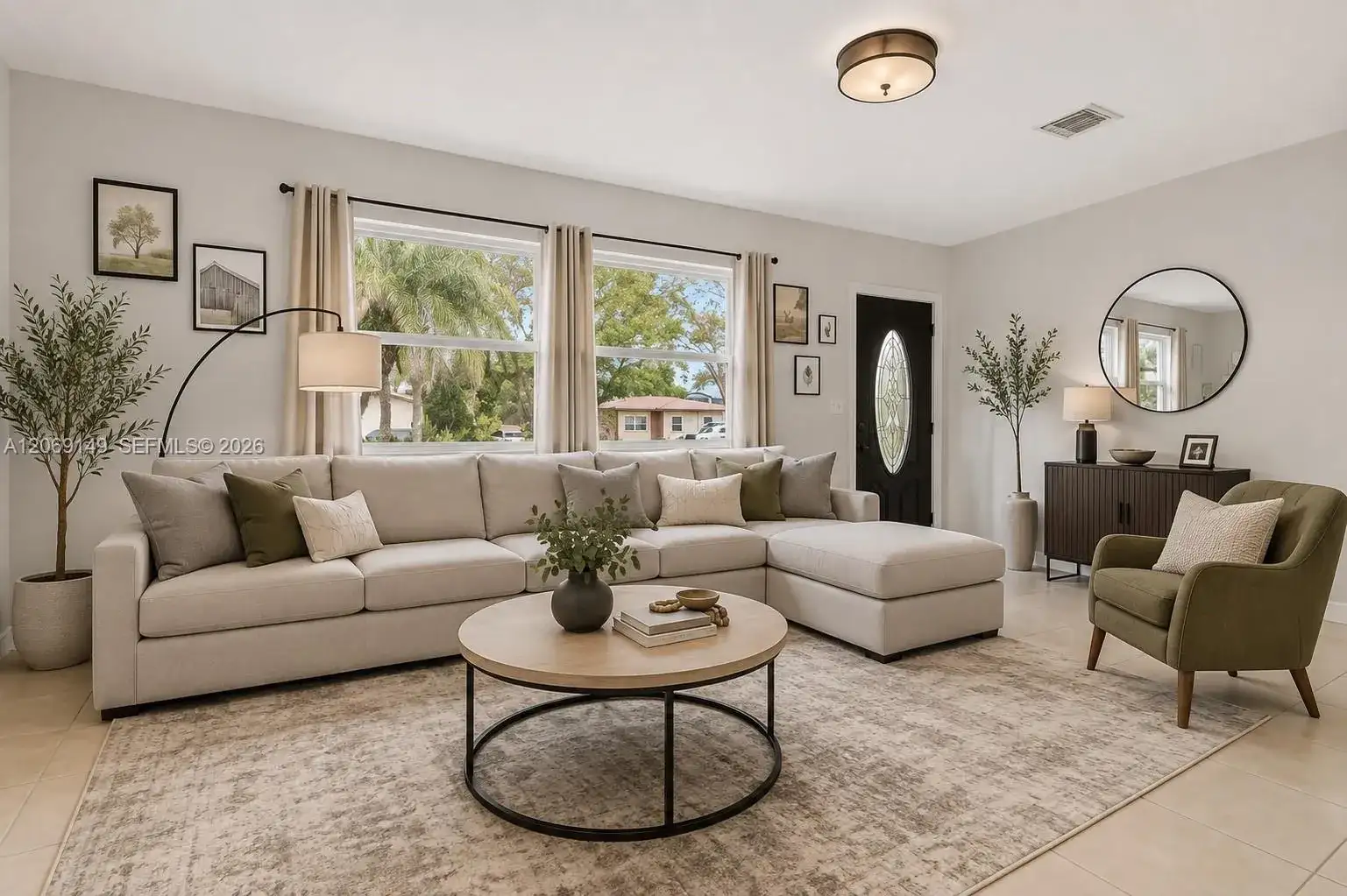 2842 Jackson St, Hollywood FL 33020 photo 2