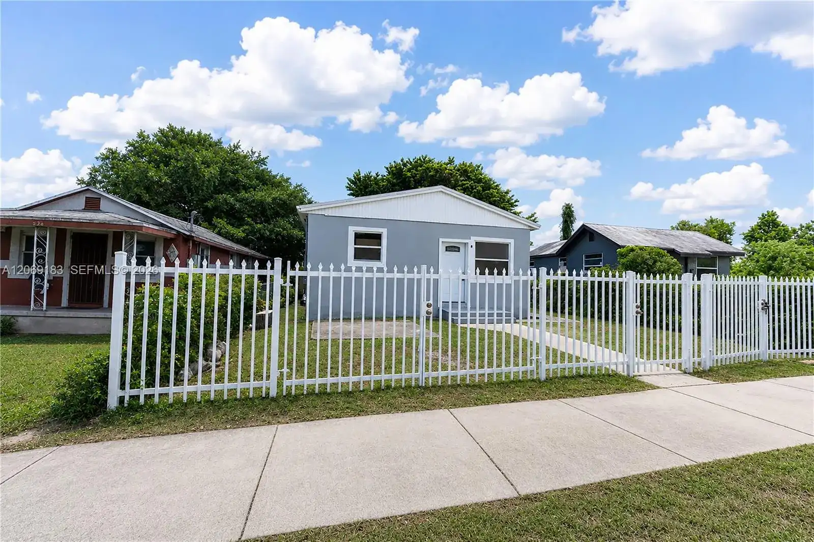 1780 NW 73rd St, Miami FL 33147 photo 2