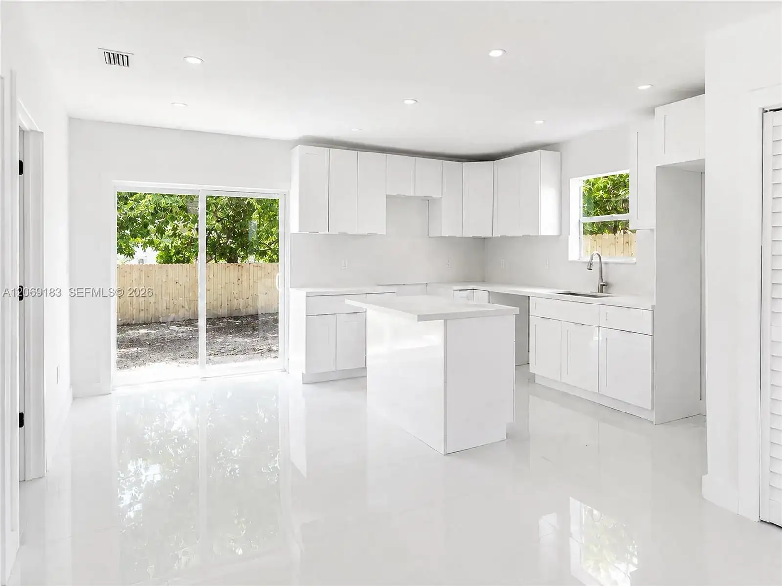 1780 NW 73rd St, Miami FL 33147 photo 5