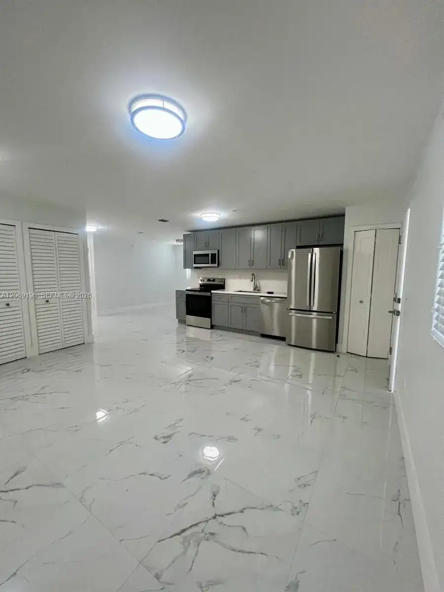 1860 NW 19th St # 201, Miami FL 33125 photo 4