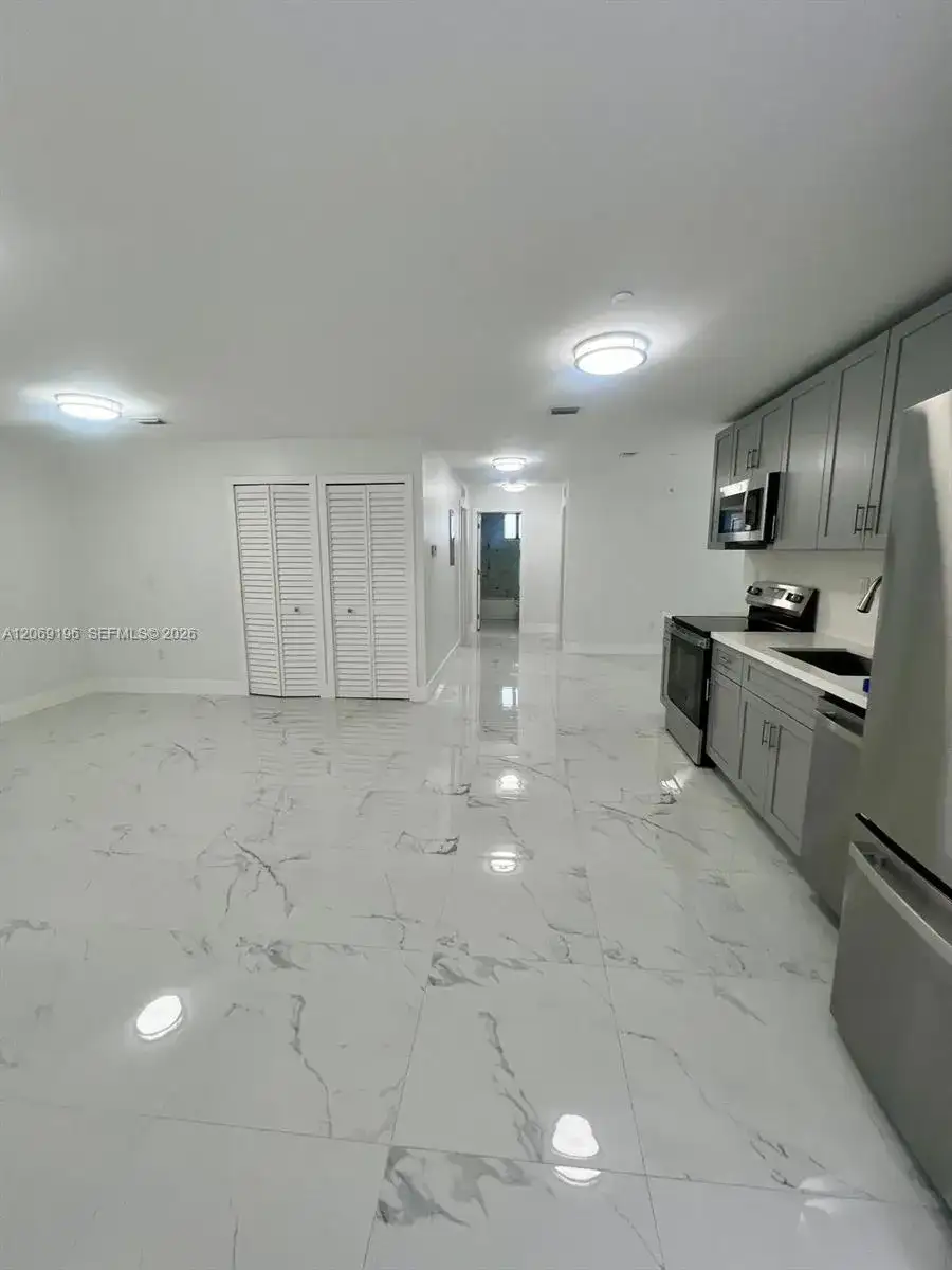1860 NW 19th St # 201, Miami FL 33125 photo 5
