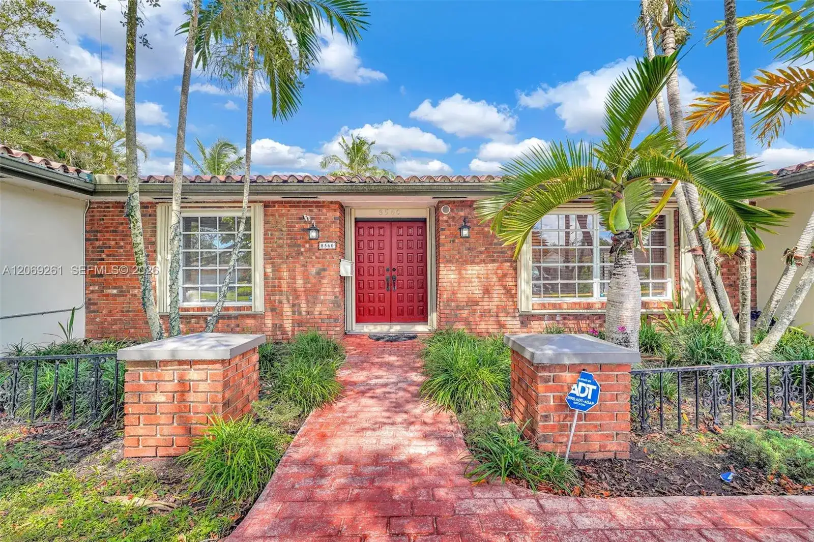 8560 SW 85th Ave, Miami FL 33143 photo 4
