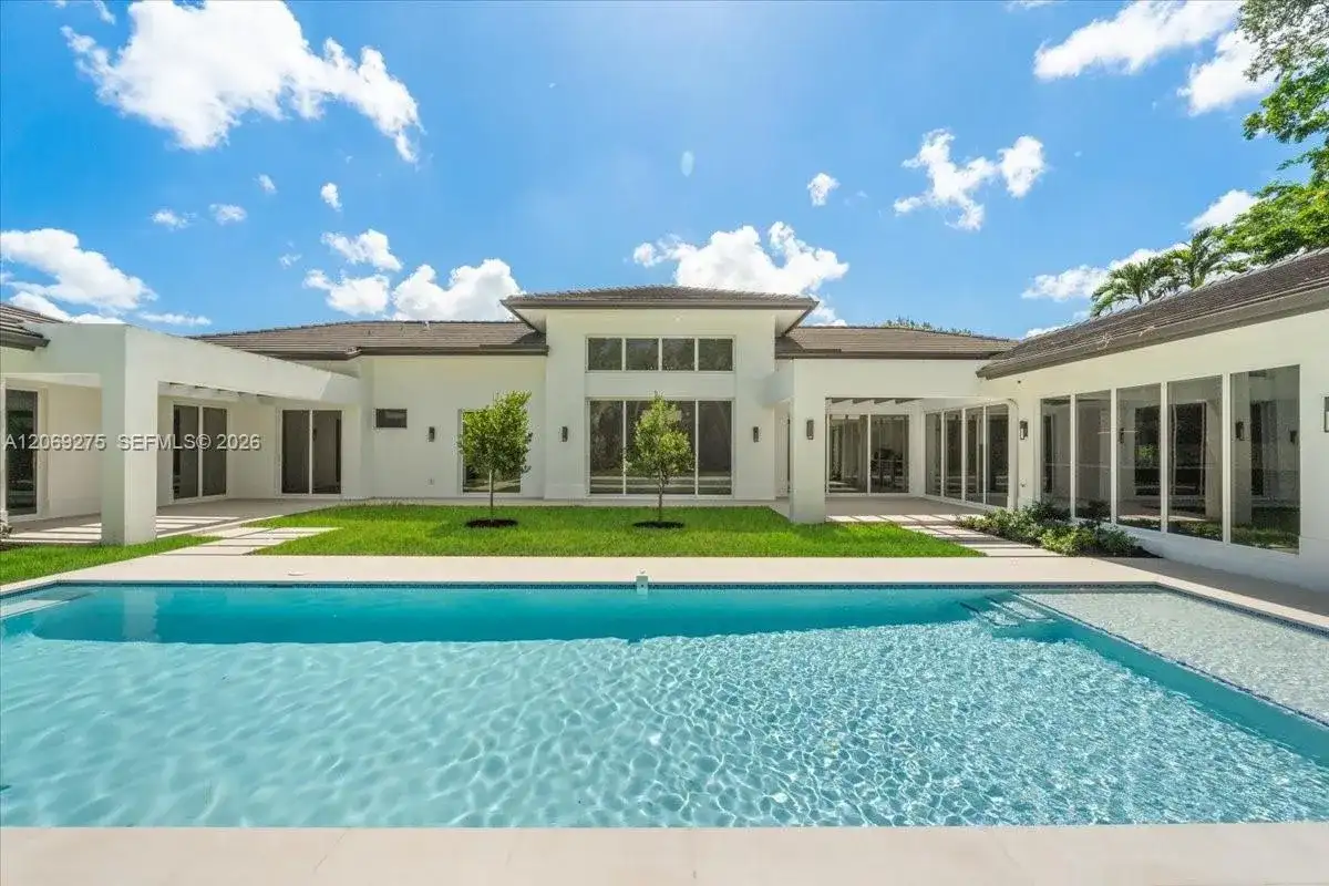 9025 SW 114th St, Miami FL 33176 photo 2