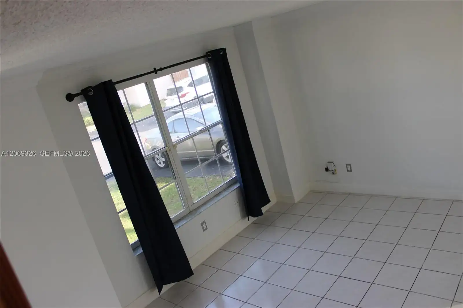 15852 SW 71st Ter # 0, Miami FL 33193 photo 2