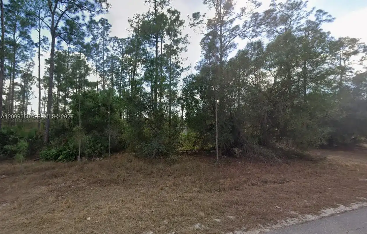 1404 E 15, Lehigh Acres FL 33972 photo 2