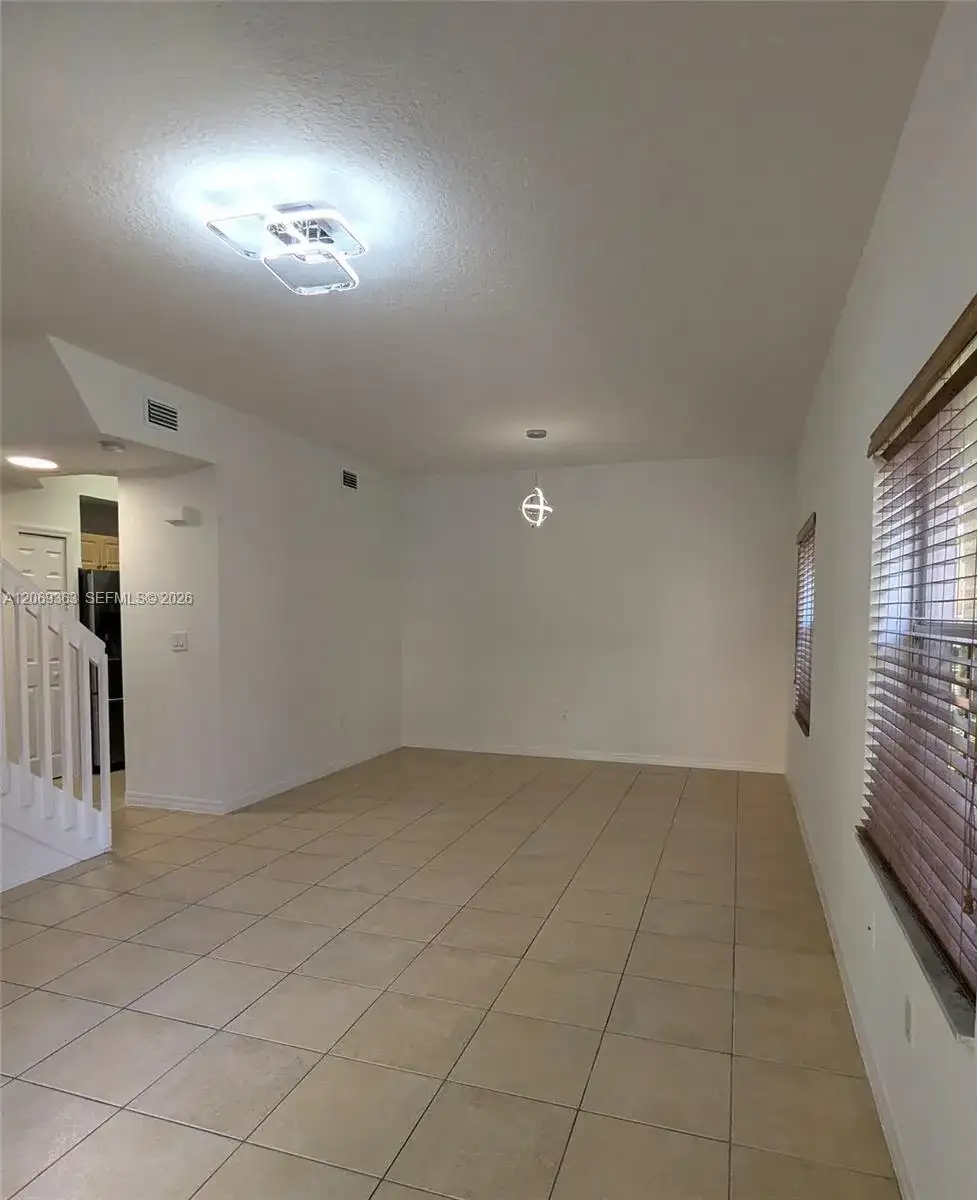 10645 SW 8th St # 2406, Pembroke Pines FL 33025 photo 3