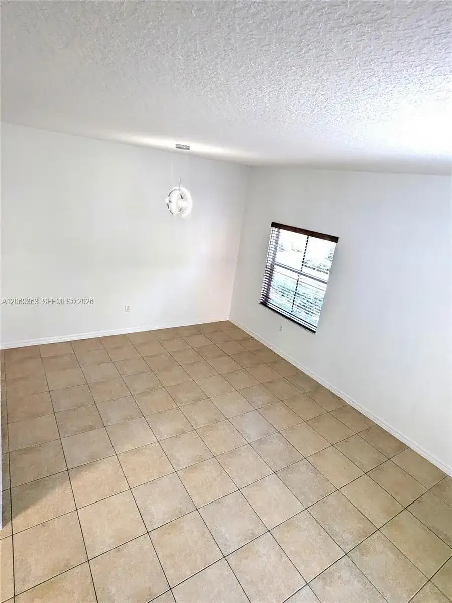 10645 SW 8th St # 2406, Pembroke Pines FL 33025 photo 4