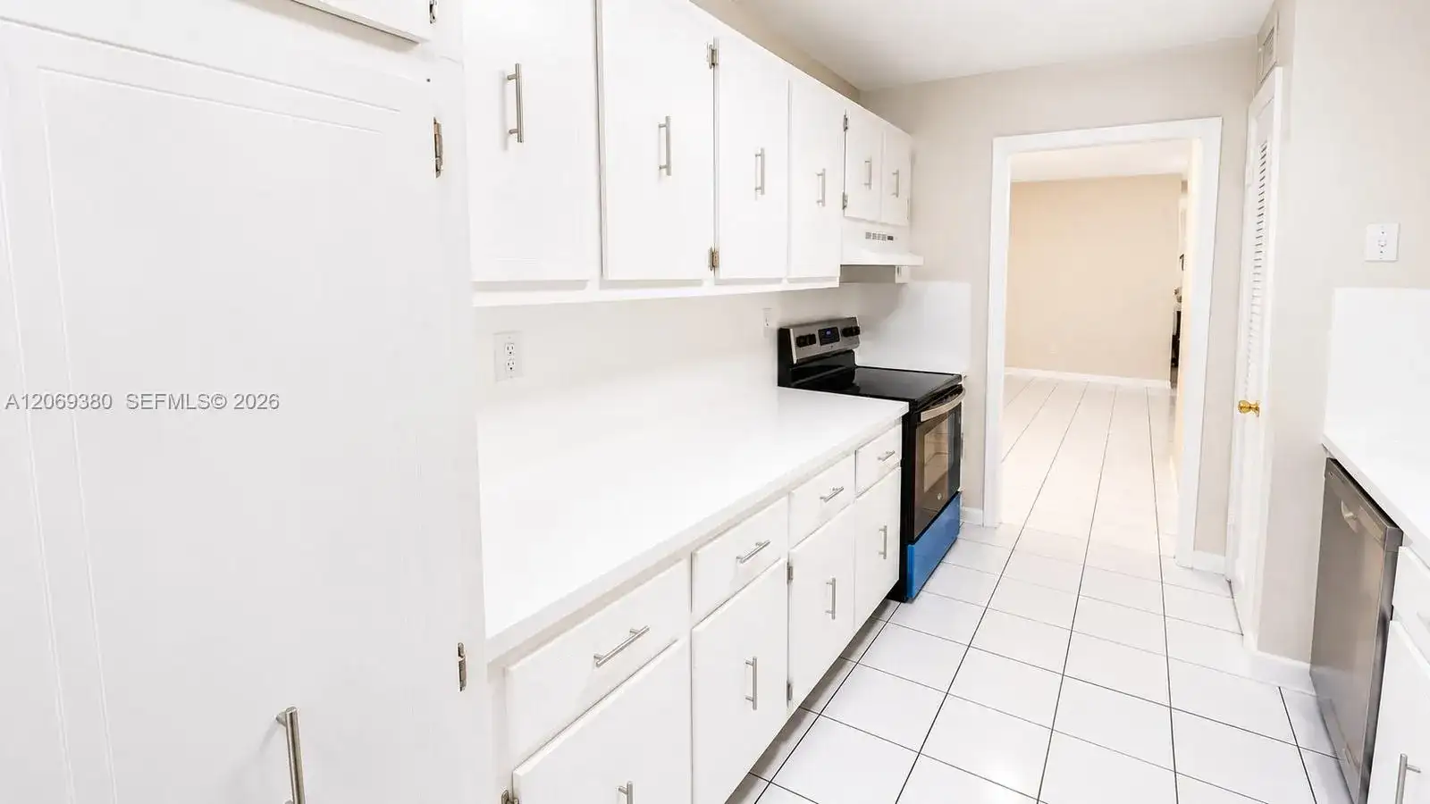 7345 W 4th Ave # 402, Hialeah FL 33014 photo 4