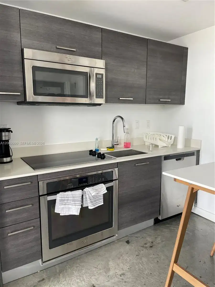 151 SE 1st St # 3004, Miami FL 33131 photo 5