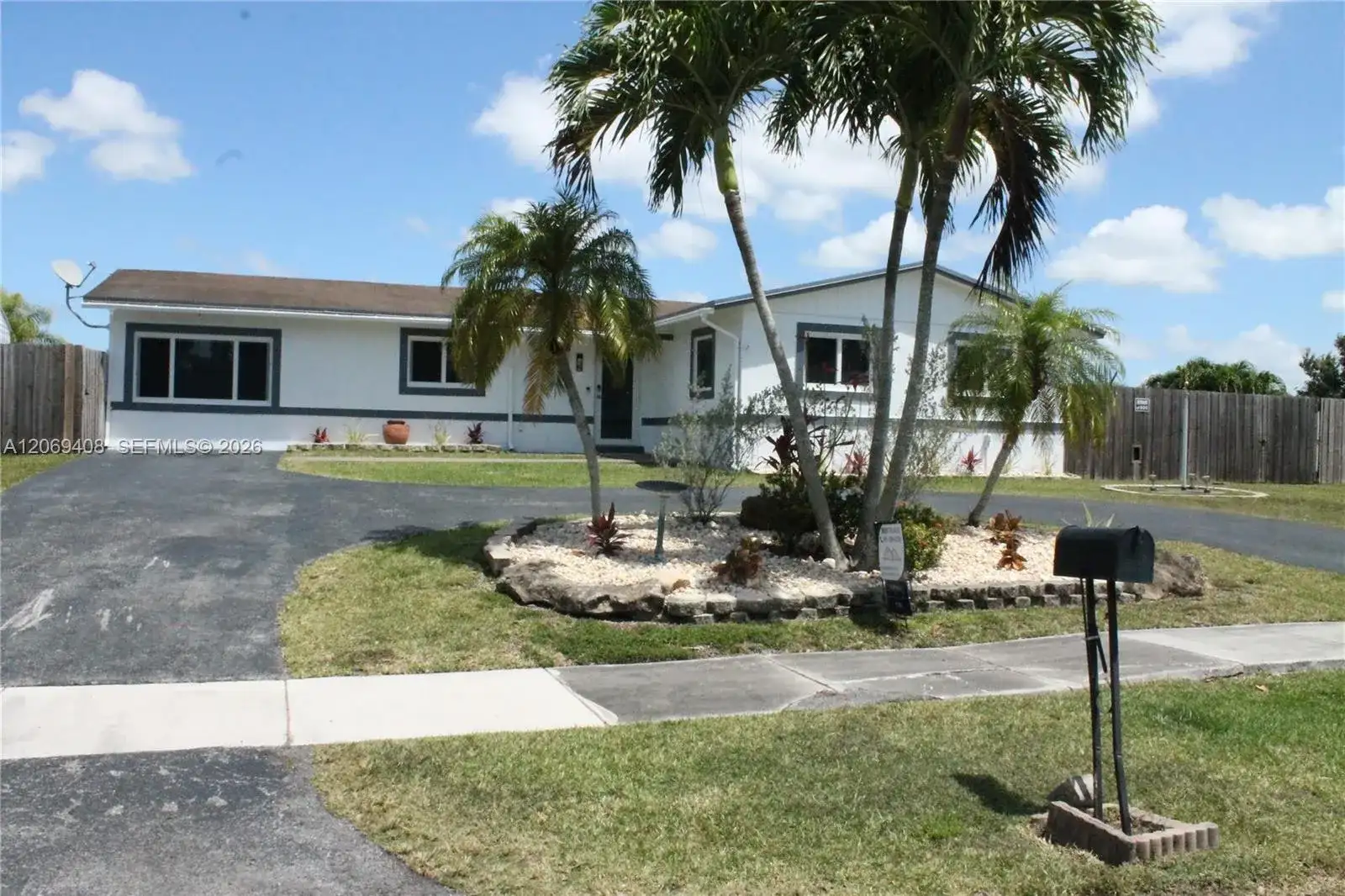 27665 SW 163rd Ave, Homestead FL 33031 photo 4