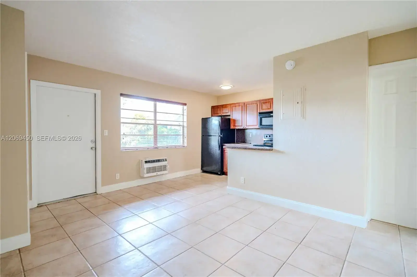 715 NE 6th St # 3, Fort Lauderdale FL 33304 photo 3