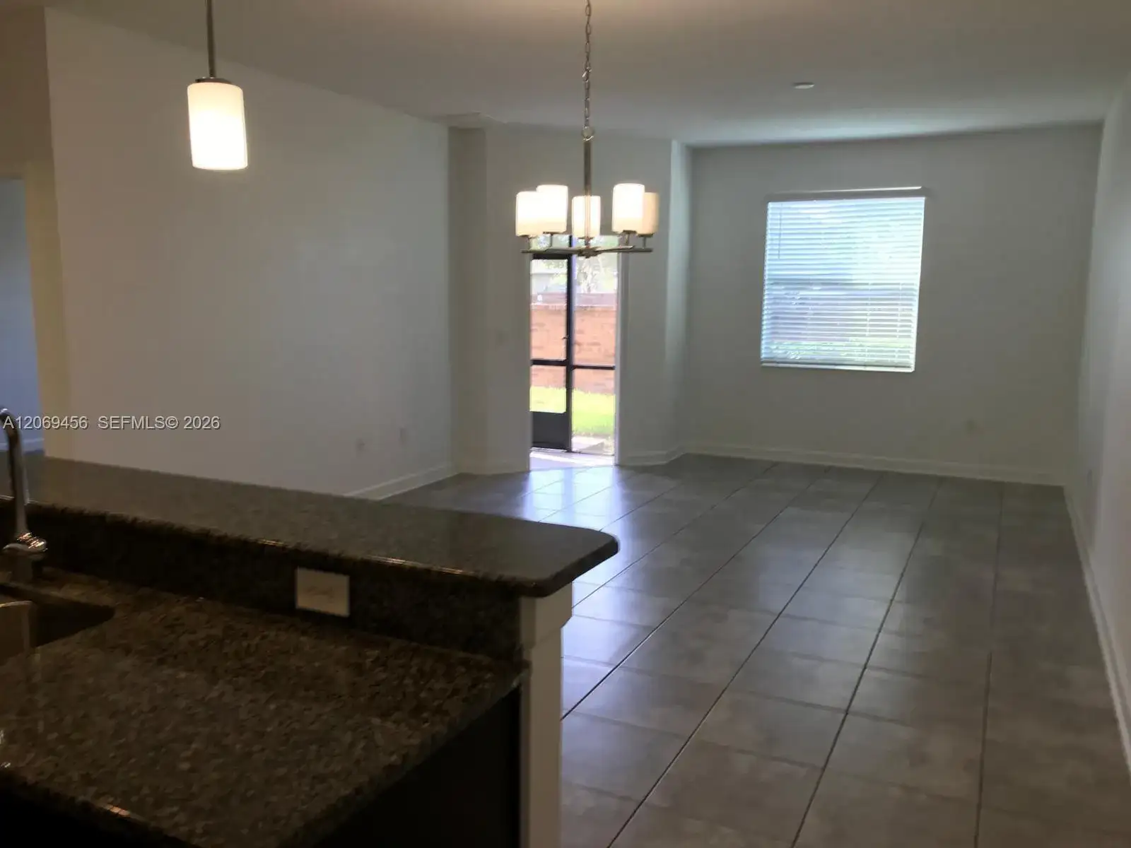 3348 RODRICK CIR, Orlando FL 32824 photo 3