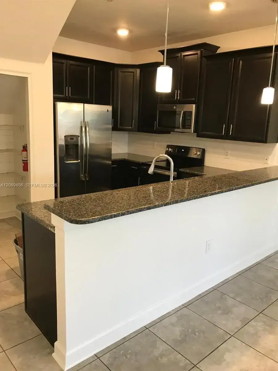 3348 RODRICK CIR, Orlando FL 32824 photo 4