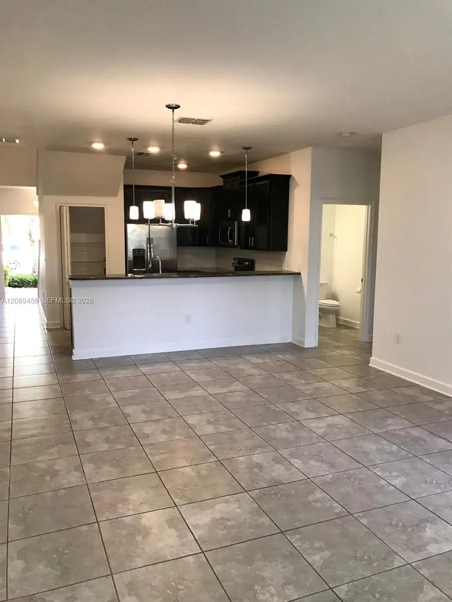 3348 RODRICK CIR, Orlando FL 32824 photo 5