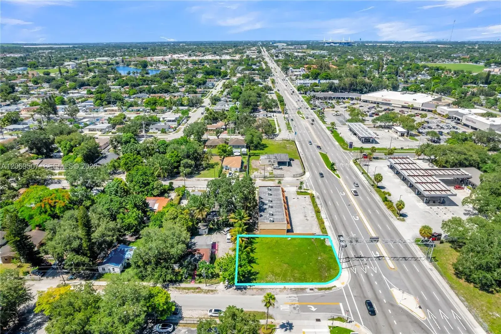 16910 NW 27th Ave, Miami Gardens FL 33056 photo 3