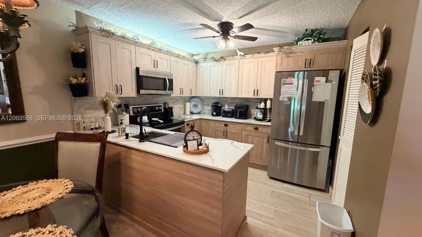 3561 Pine Tree Ct # 1, Green Acres FL 33463 photo 3