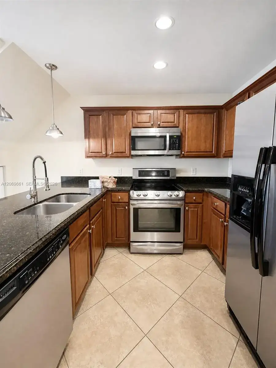 1000 Palm Trl # 3, Delray Beach FL 33483 photo 3