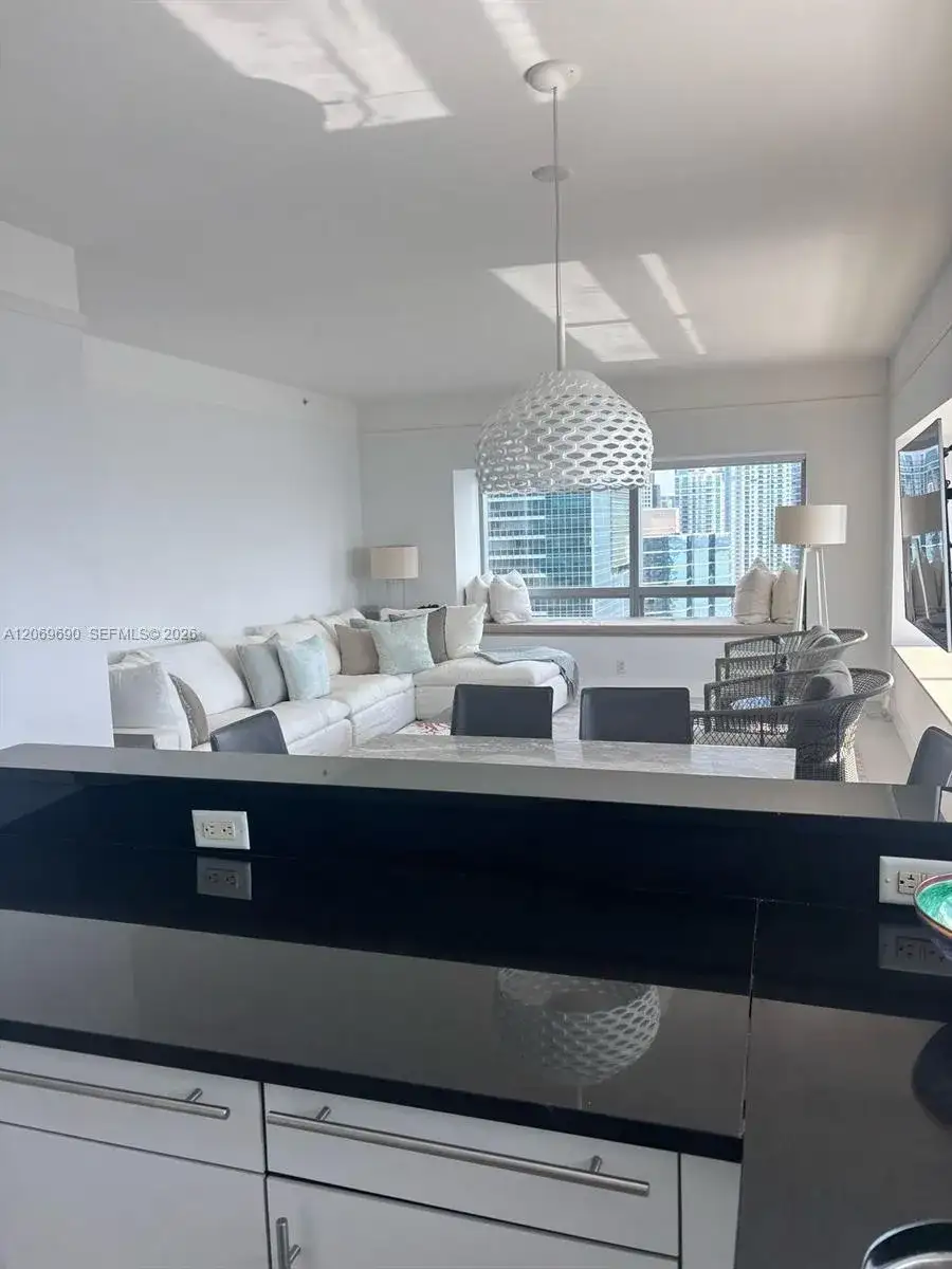 1435 Brickell Ave # 3507, Miami FL 33131 photo 3