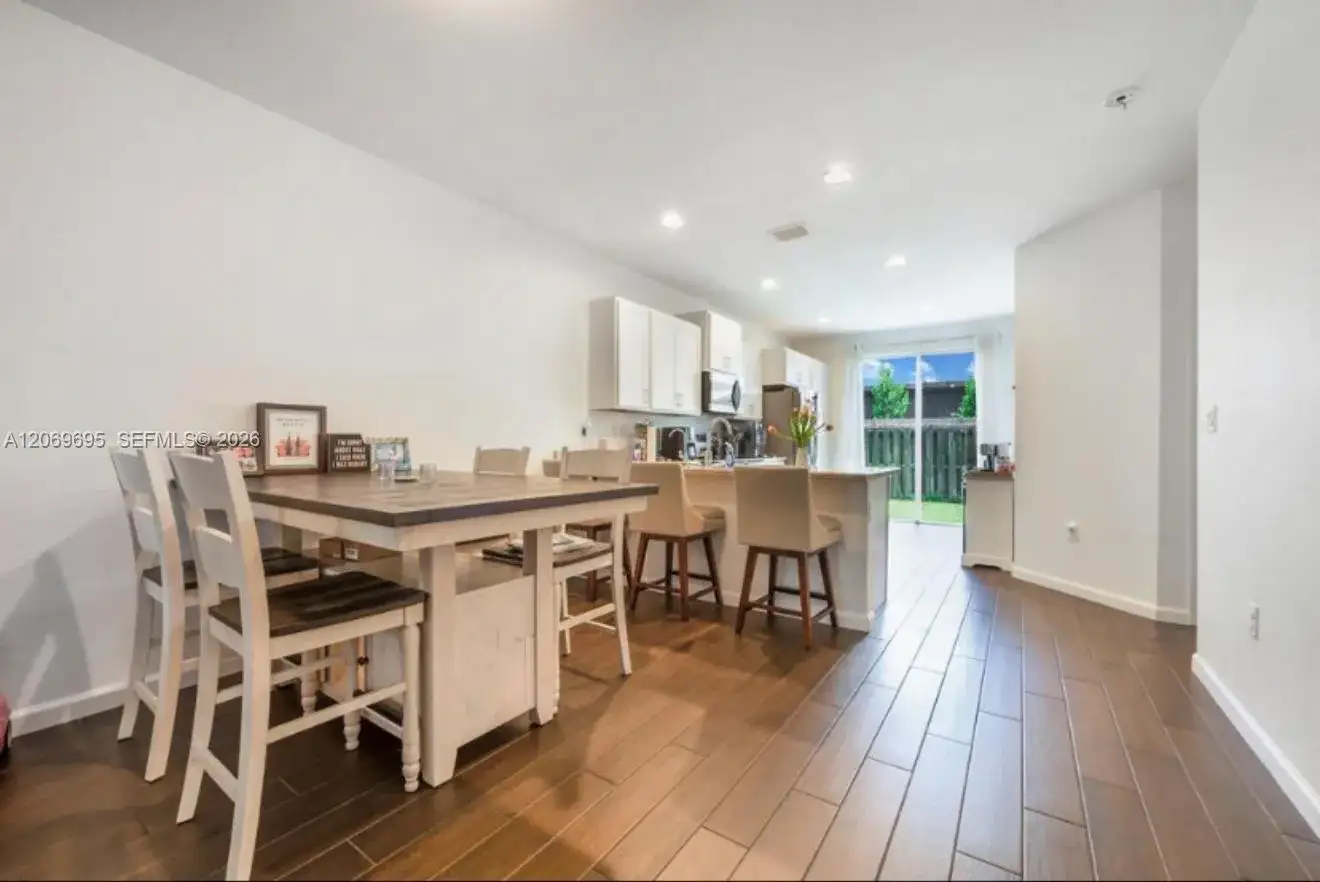 1443 SE 26th Ave, Homestead FL 33035 photo 4