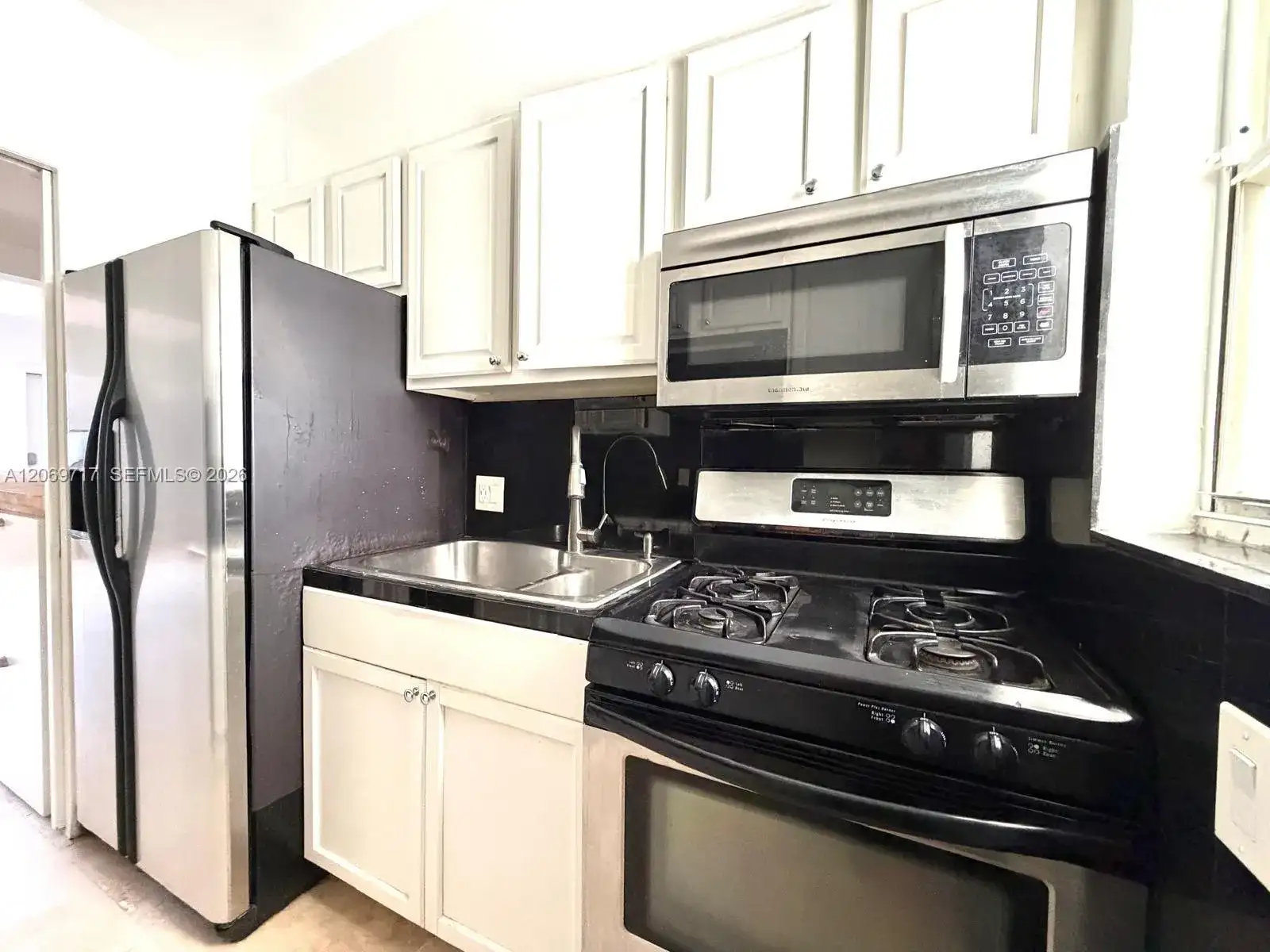 1239 Marseille Dr # 2, Miami Beach FL 33141 photo 4