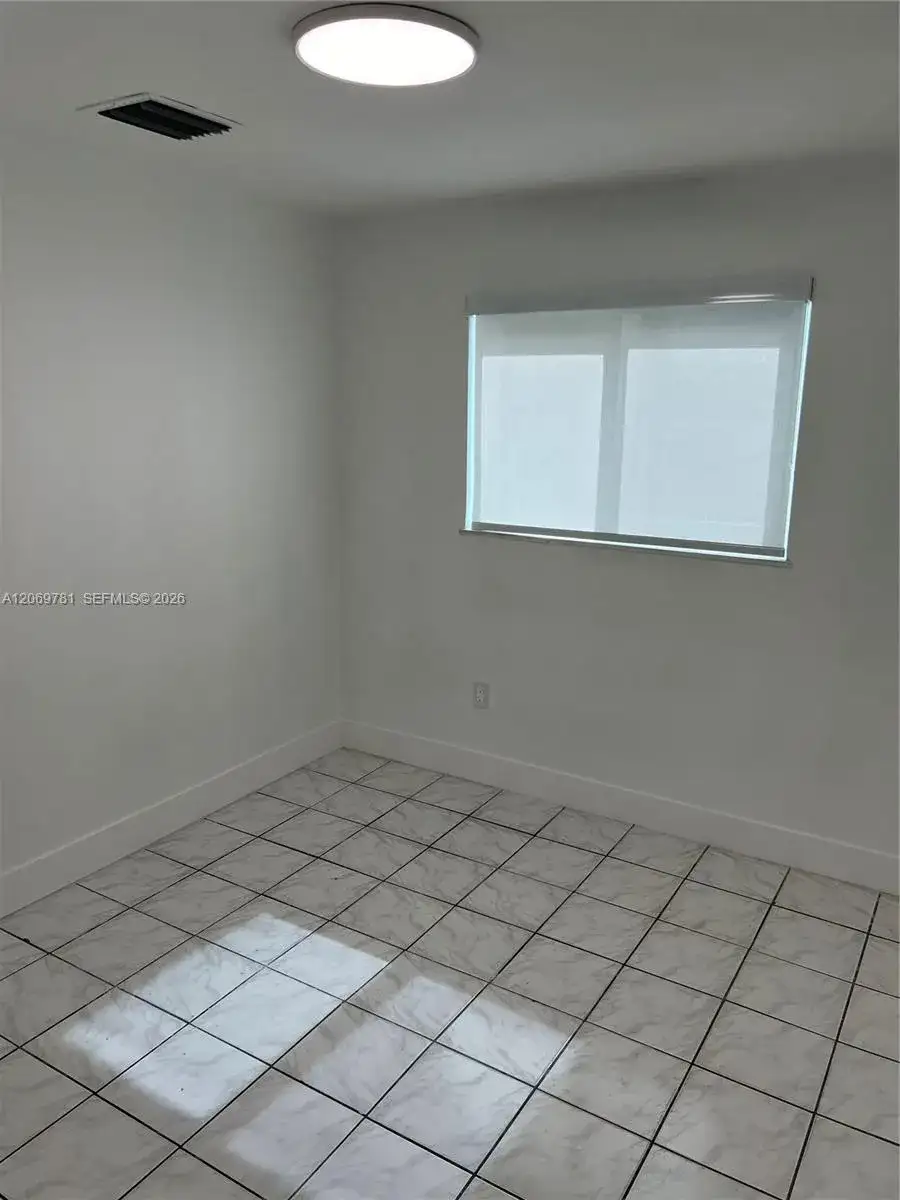 13735 NW 23rd Ave, Opa-Locka FL 33054 photo 5