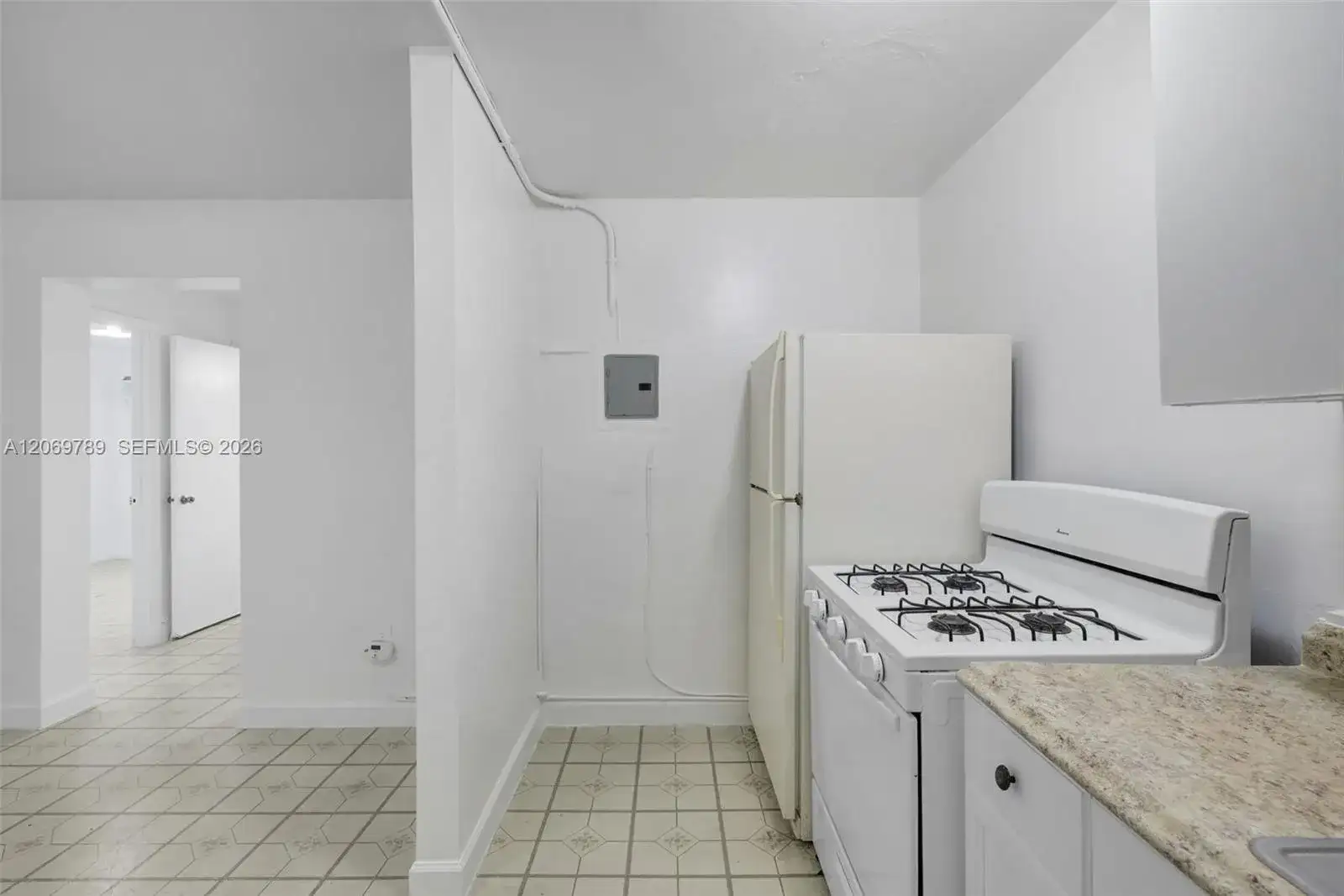 126 SW 18th Ave # 4, Miami FL 33135 photo 3