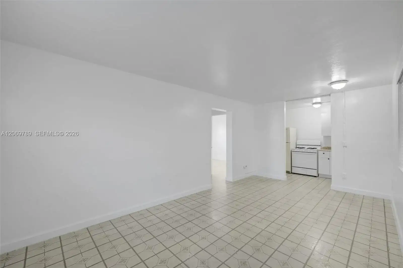 126 SW 18th Ave # 4, Miami FL 33135 photo 5