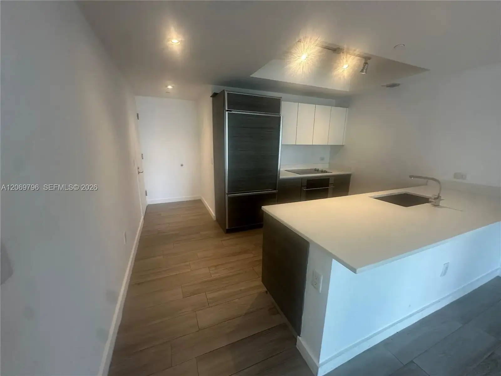1100 S Miami Ave # 2807, Miami FL 33130 photo 3