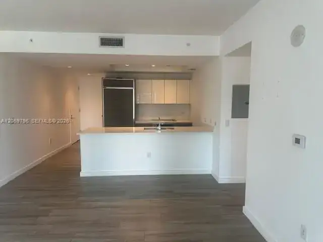 1100 S Miami Ave # 2807, Miami FL 33130 photo 4