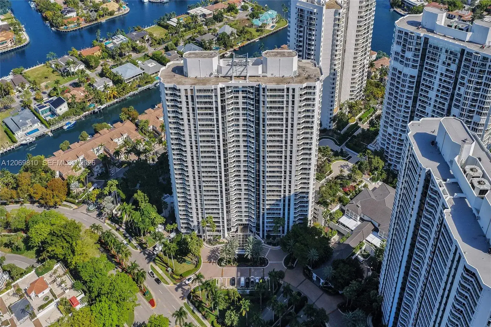 21205 Yacht Club Dr # 2310, Aventura FL 33180 photo 3