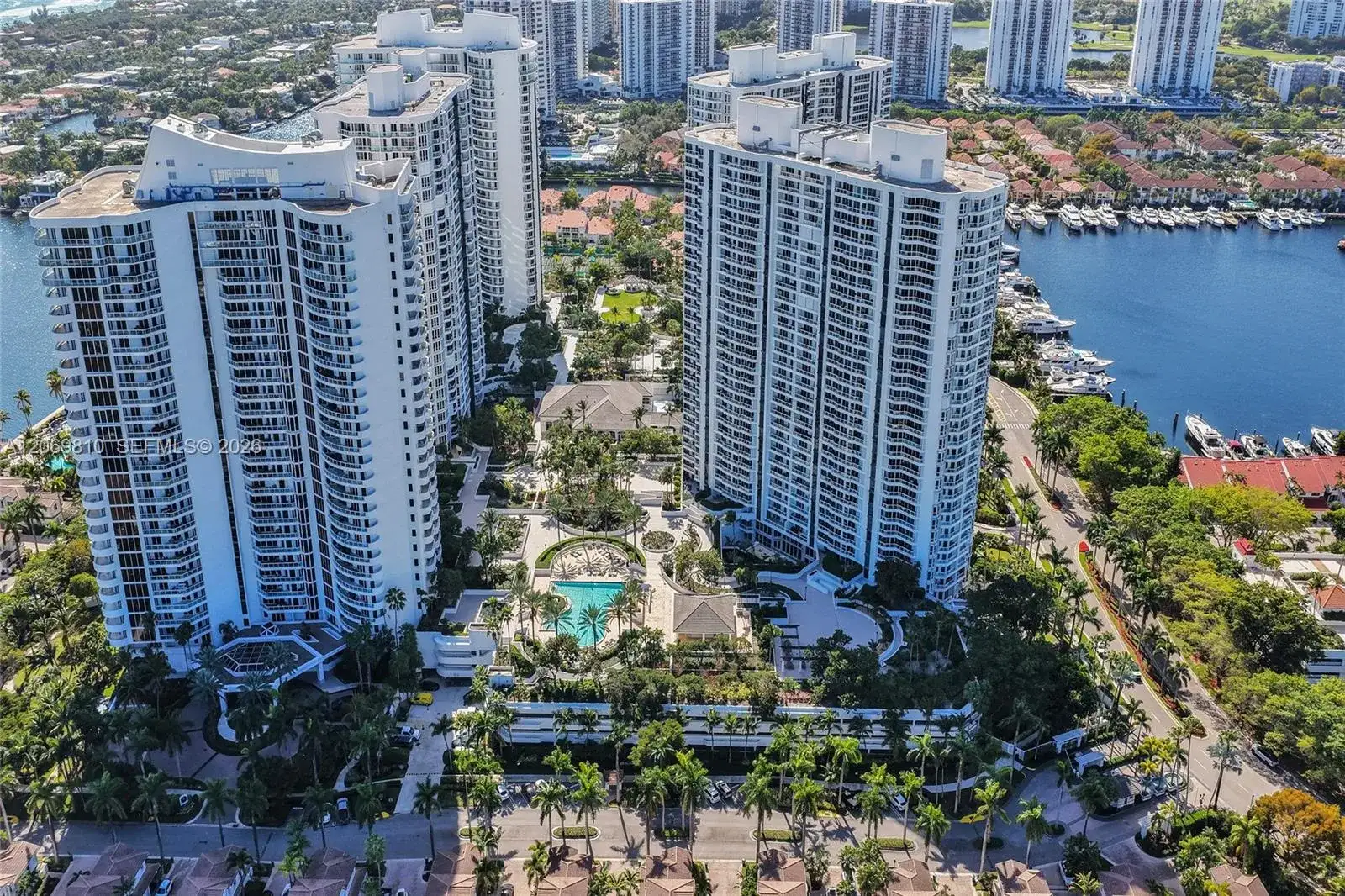 21205 Yacht Club Dr # 2310, Aventura FL 33180 photo 5