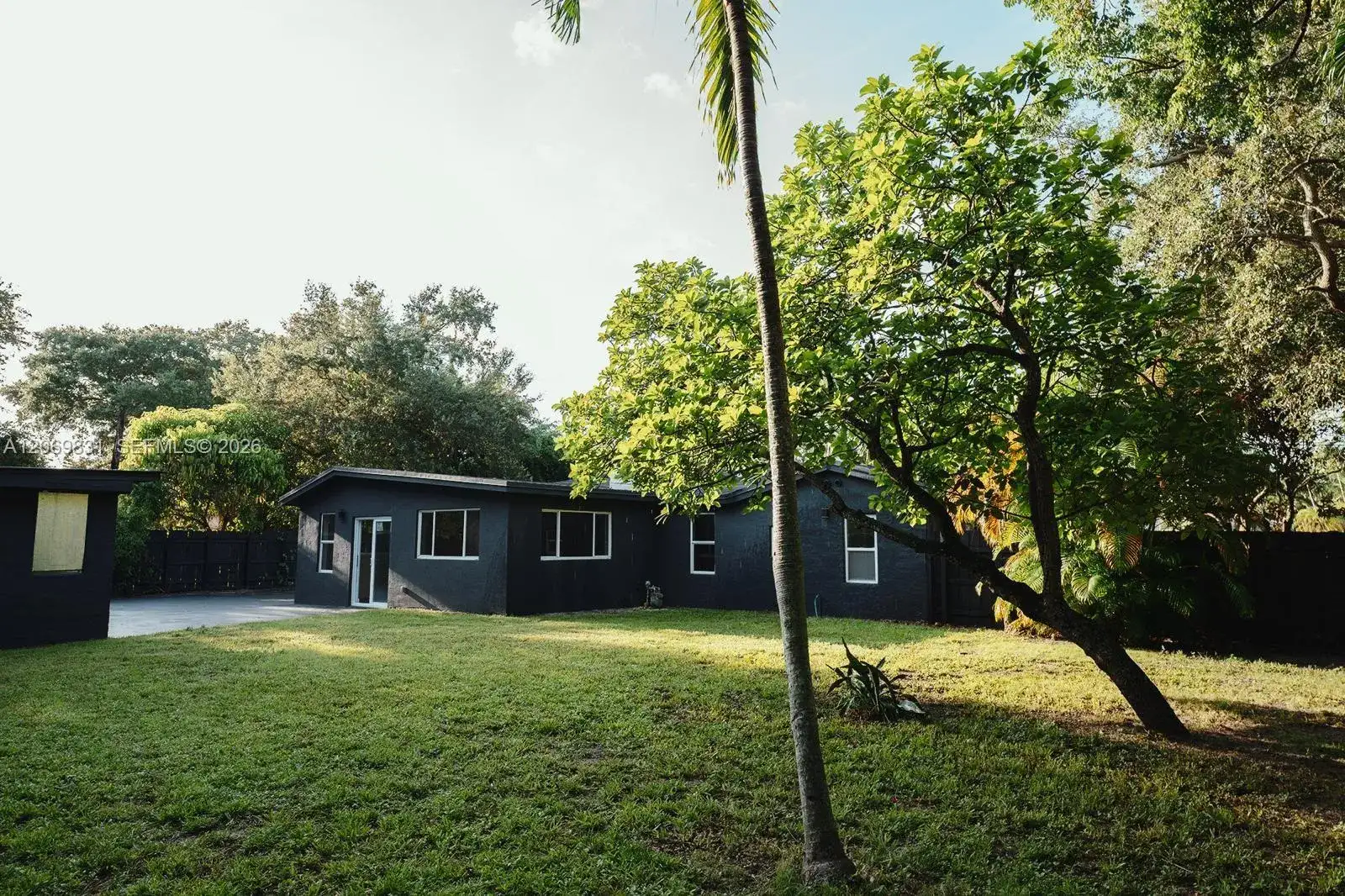 801 NE 144th St, North Miami FL 33161 photo 3