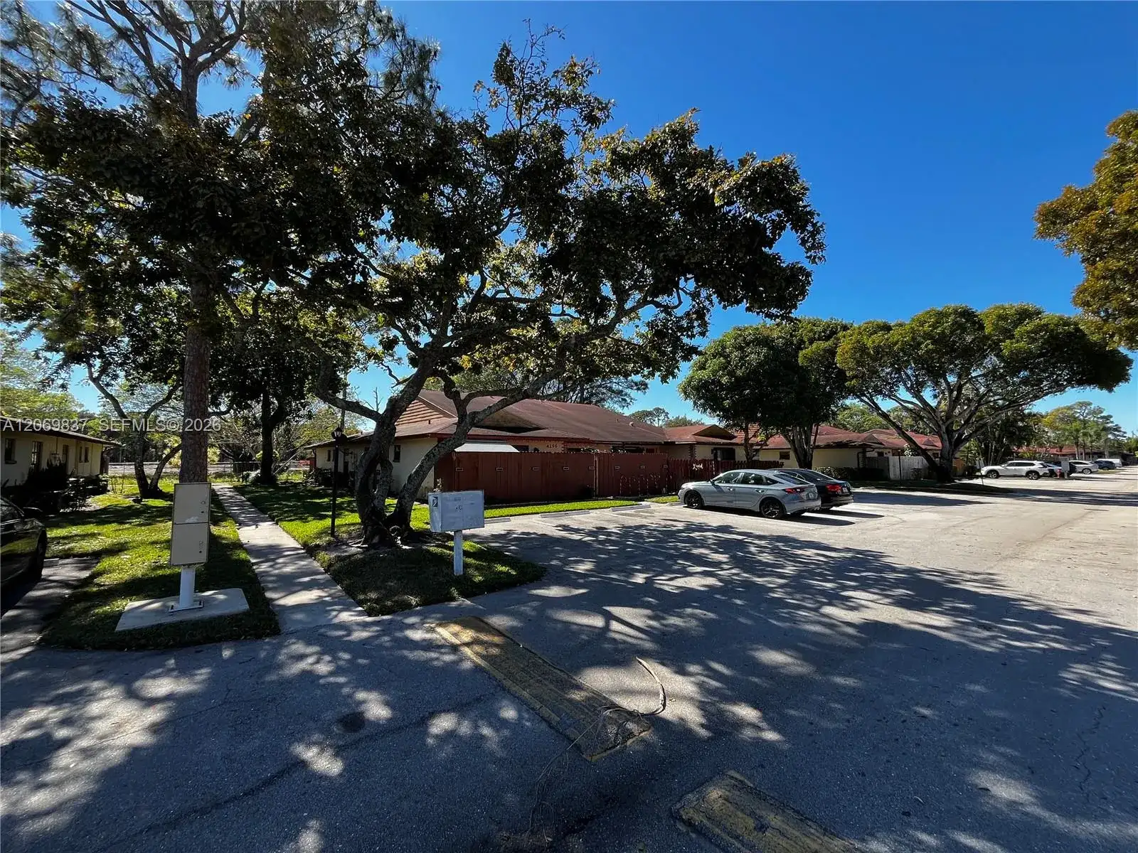 4296 Woodstock Dr # A, West Palm Beach FL 33409 photo 2