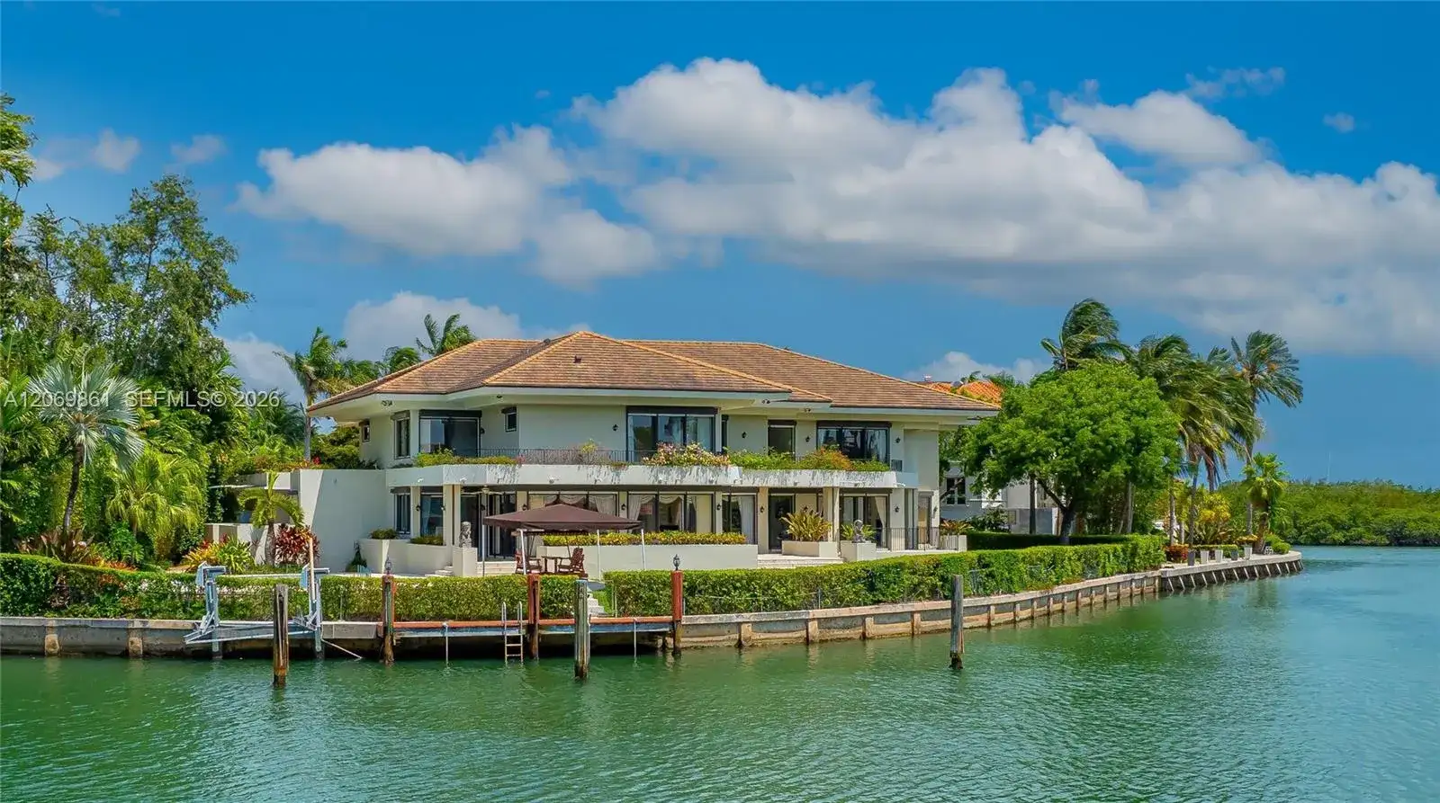 241 Cape Florida Dr, Key Biscayne FL 33149 photo 2
