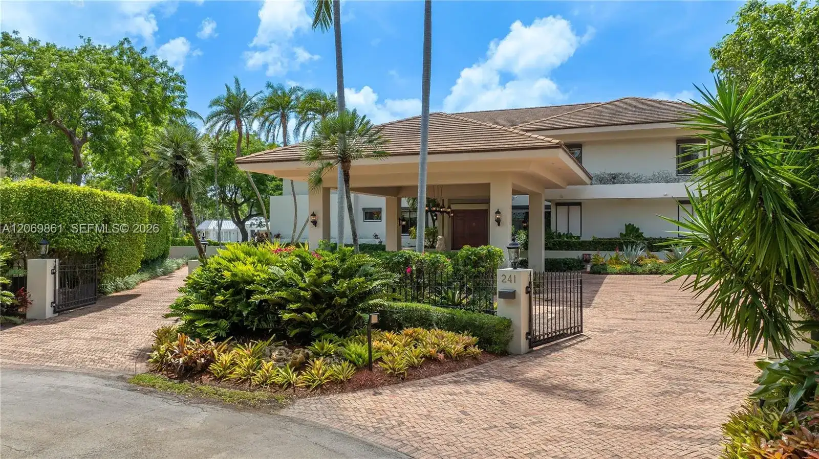 241 Cape Florida Dr, Key Biscayne FL 33149 photo 5