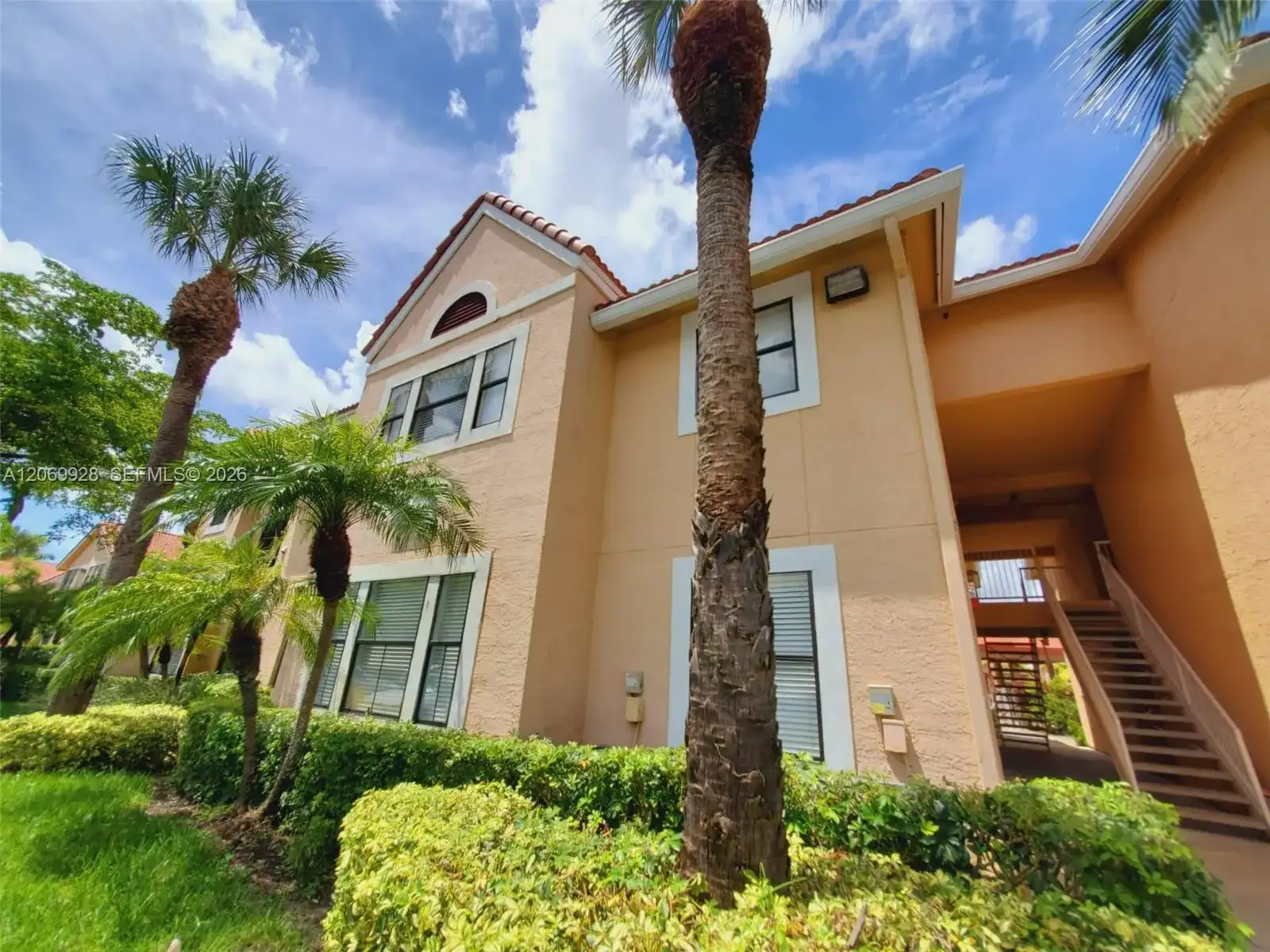 15591 SW 105th Ter # 512, Miami FL 33196 photo 2