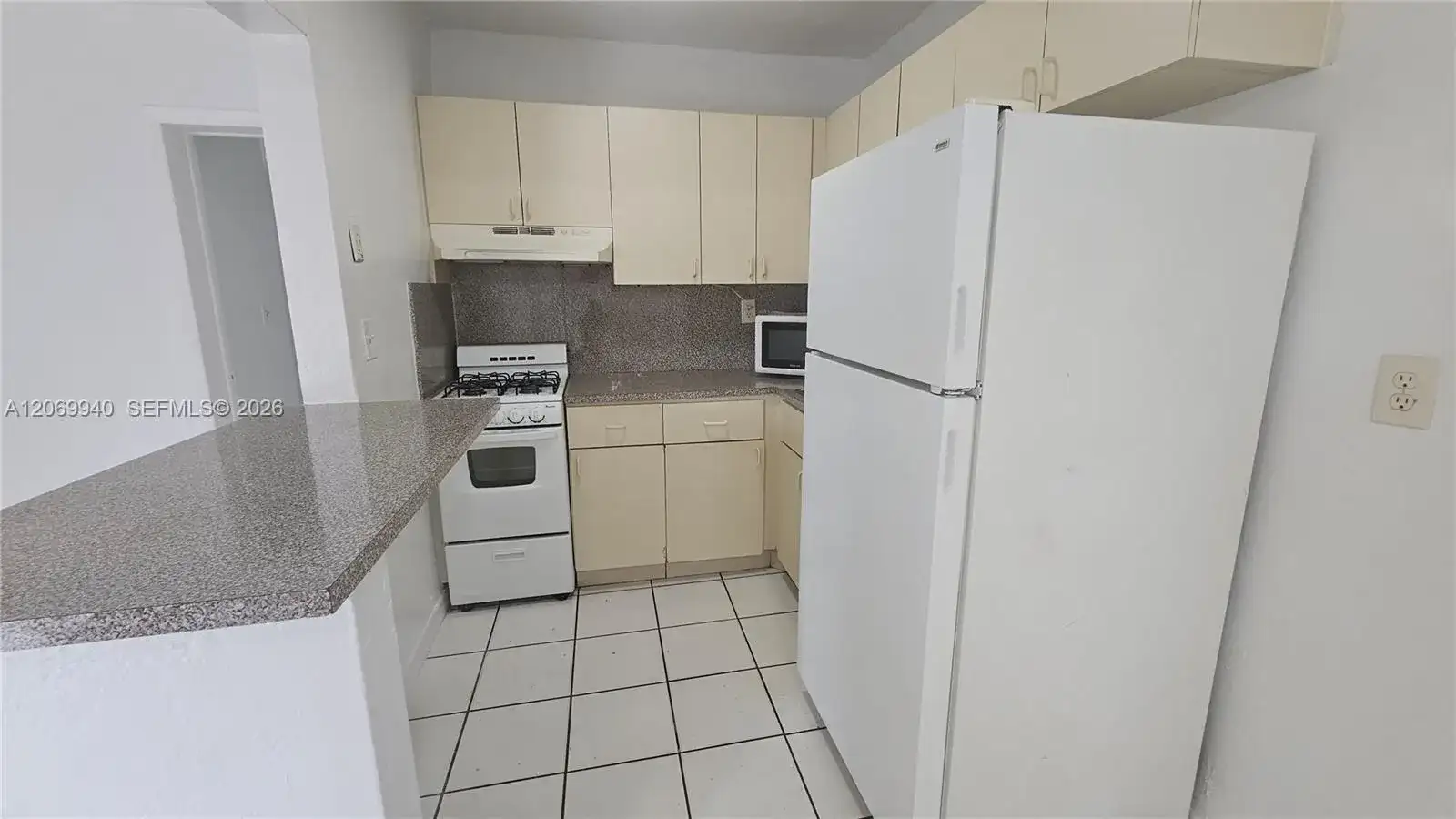 1230 W 54th St # 226A, Hialeah FL 33012 photo 5