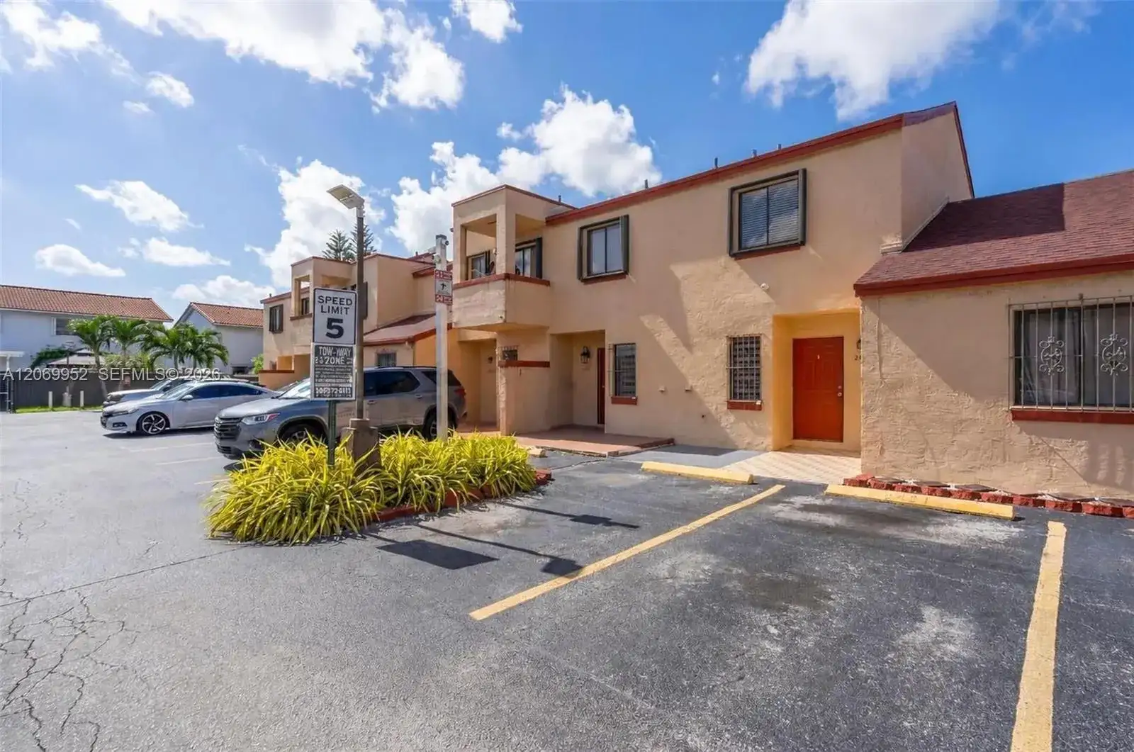 2421 W 52nd Pl # 1, Hialeah FL 33016 photo 4
